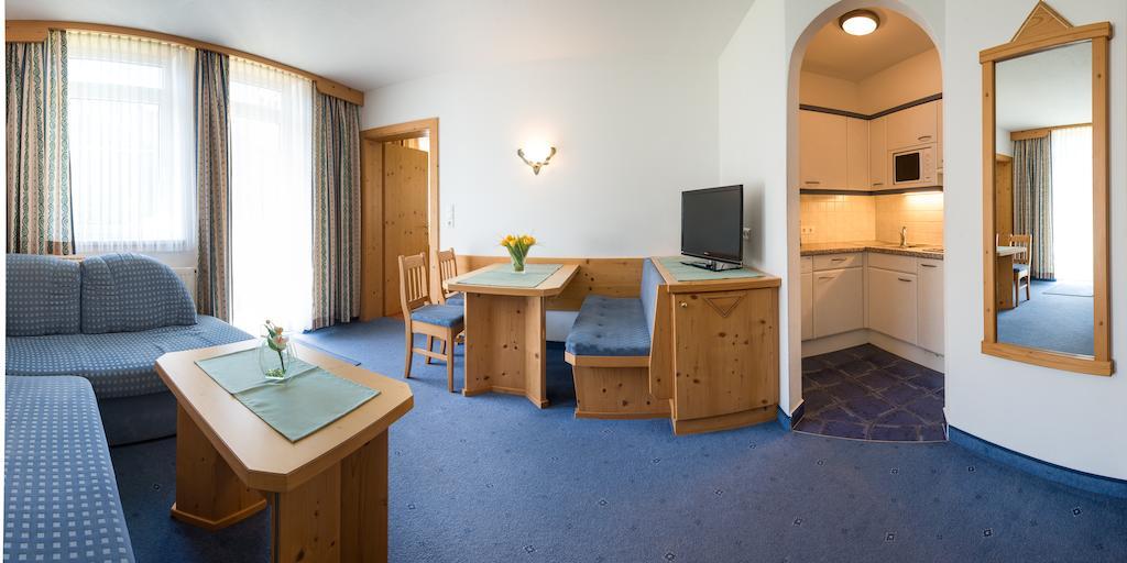 Appartementhaus Pinnisblick Neustift im Stubaital Room photo